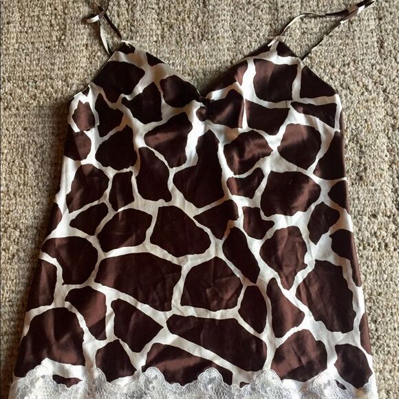 Cute night shirt by Victoria Secret size medium - Picture 1 of 2